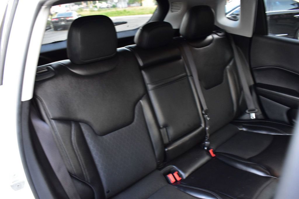 Used 2019 Jeep Compass Latitude image 23