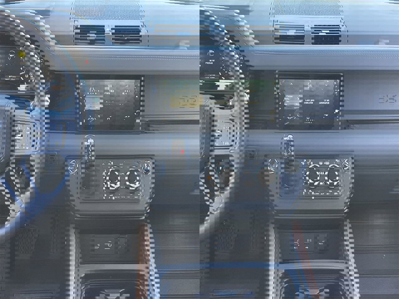 Used 2024 Land Rover Defender 110 X-Dynamic SE image 14