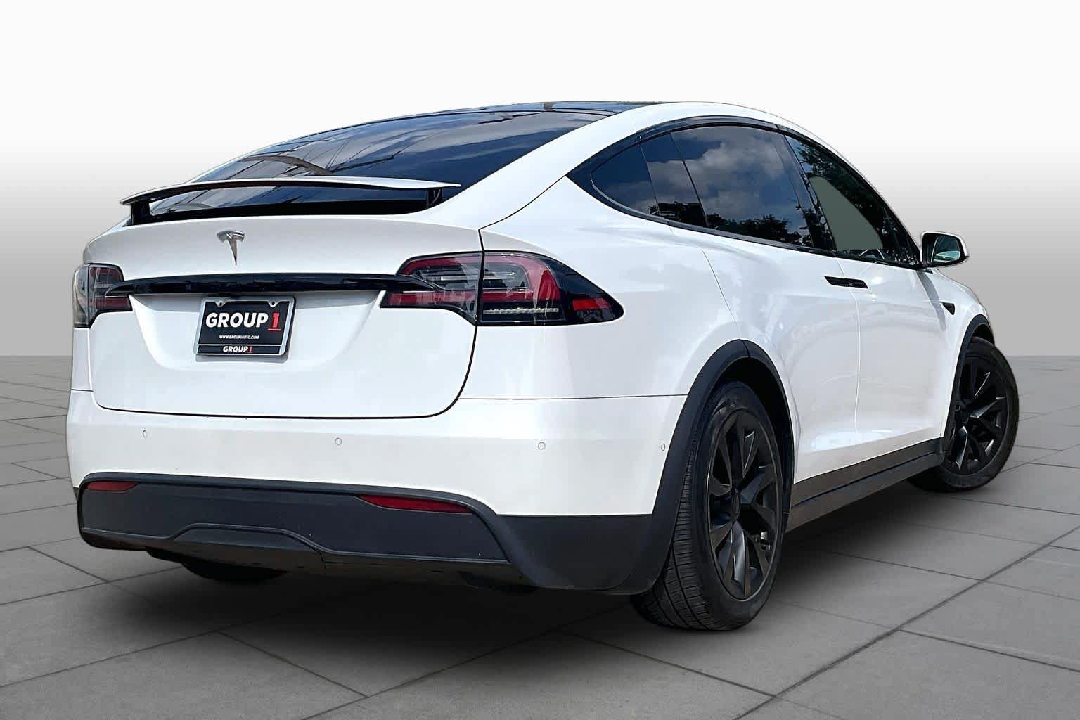 Used 2022 Tesla Model X AWD/4WD image 13