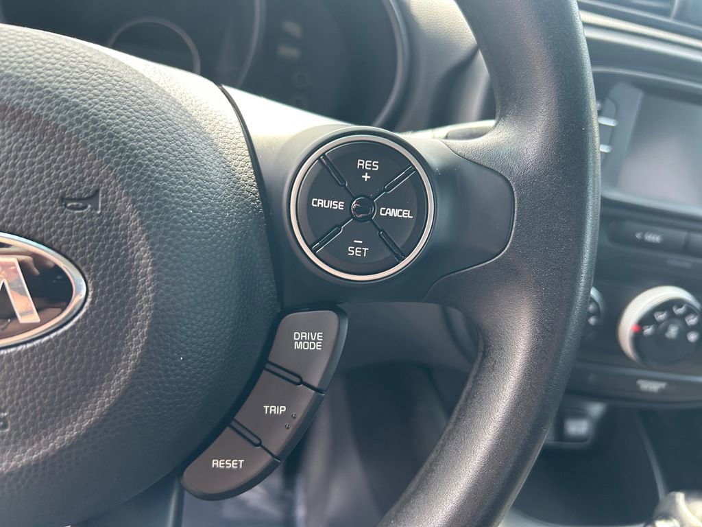 Used 2019 Kia Soul FWD image 17
