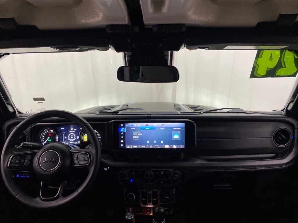 Used 2024 Jeep Wrangler Unlimited Rubicon 4xe AWD/4WD image 13