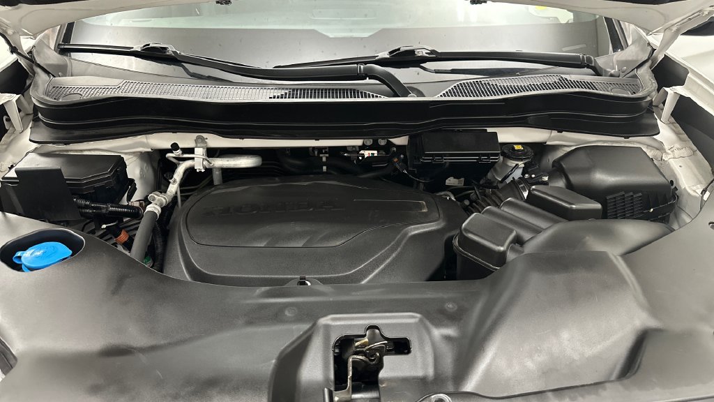 Used 2023 Honda Passport Elite image 11