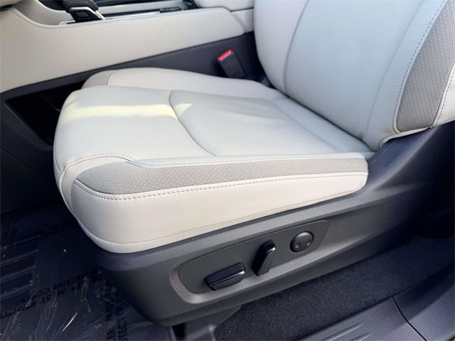 New 2025 Nissan Pathfinder SL w/ Lighting Package (N92) image 15