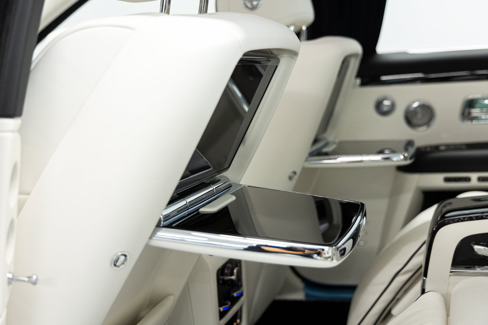 New 2027 Rolls-Royce Ghost Extended Wheelbase AWD/4WD image 64