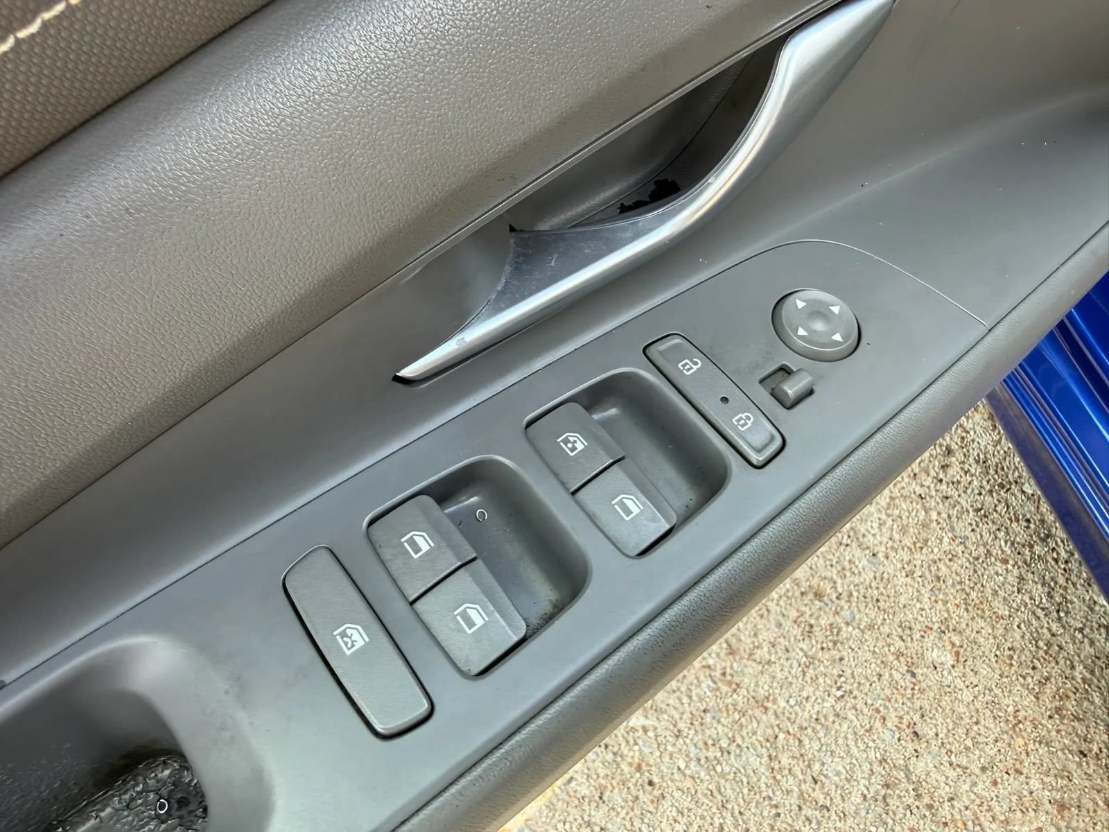 Used 2023 Hyundai Elantra SEL w/ Convenience Package FWD image 20