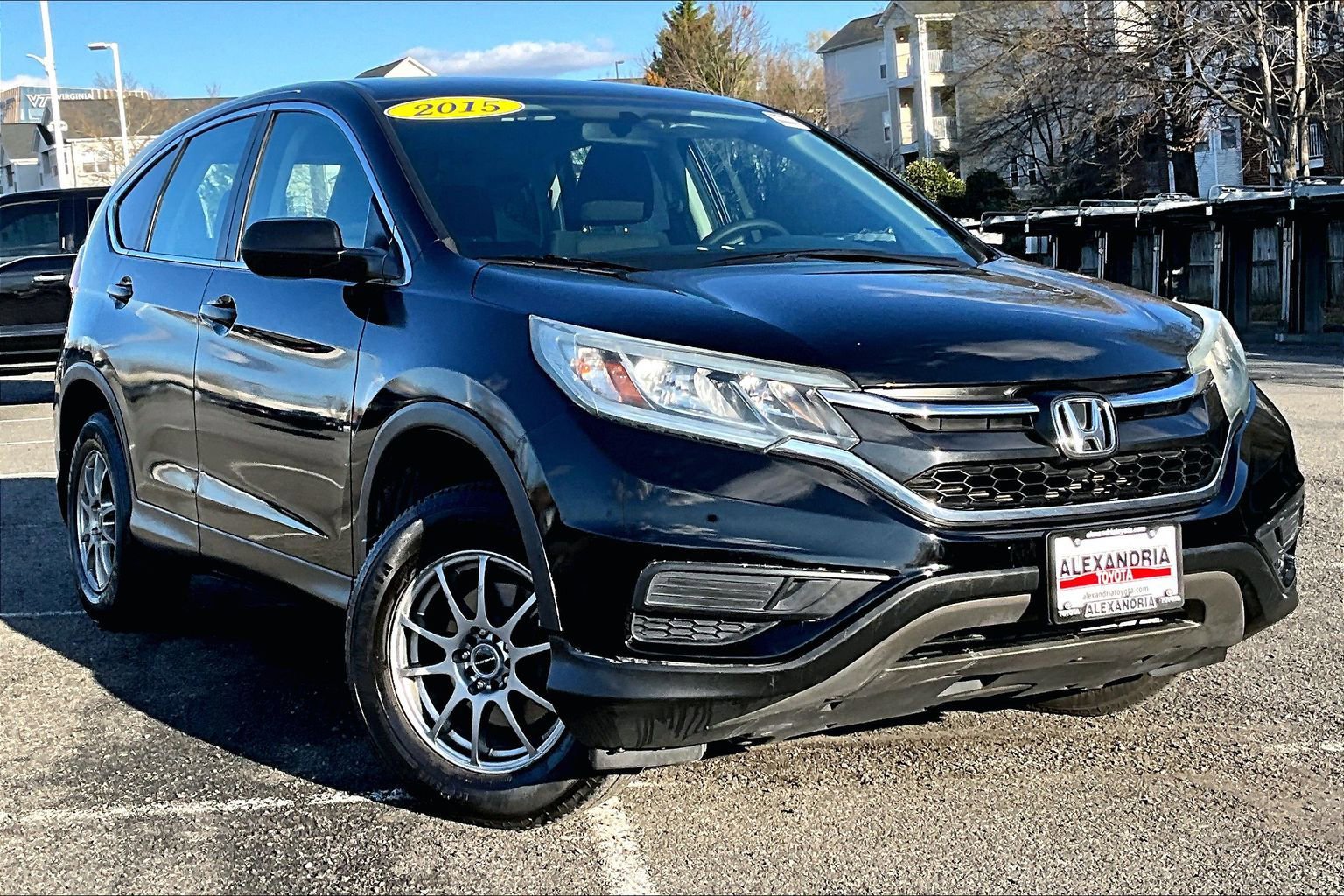Used 2015 Honda CR-V LX image 2