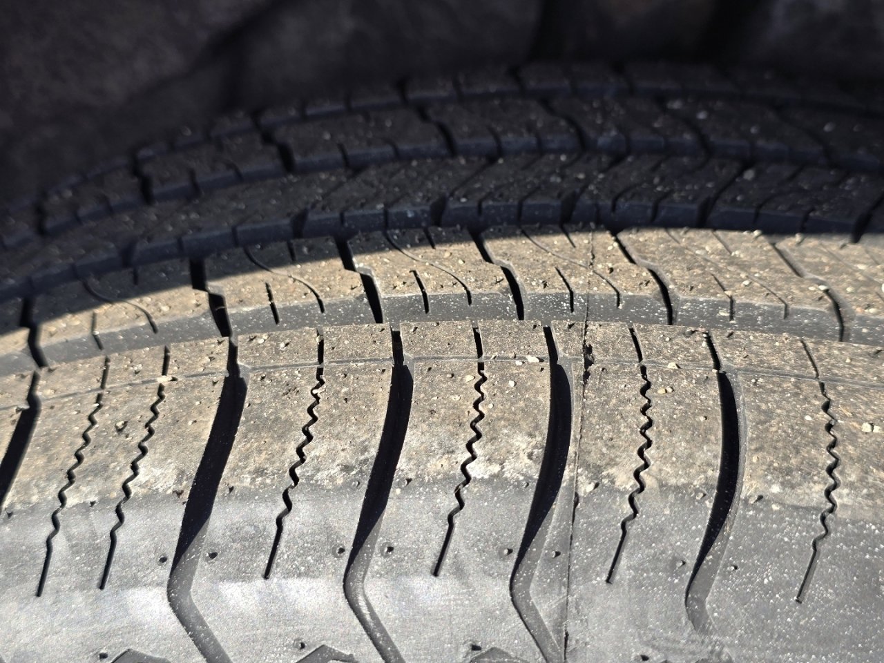 Used 2017 Honda CR-V EX-L image 10