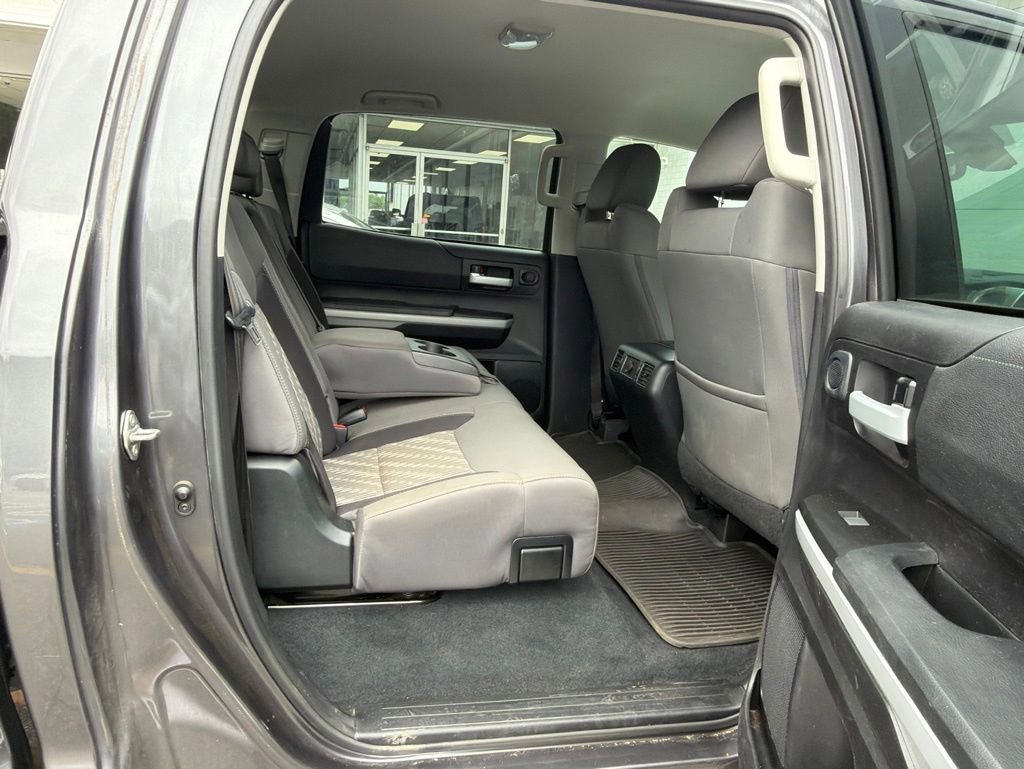 Used 2020 Toyota Tundra SR5 w/ SR5 Upgrade Package AWD/4WD image 6