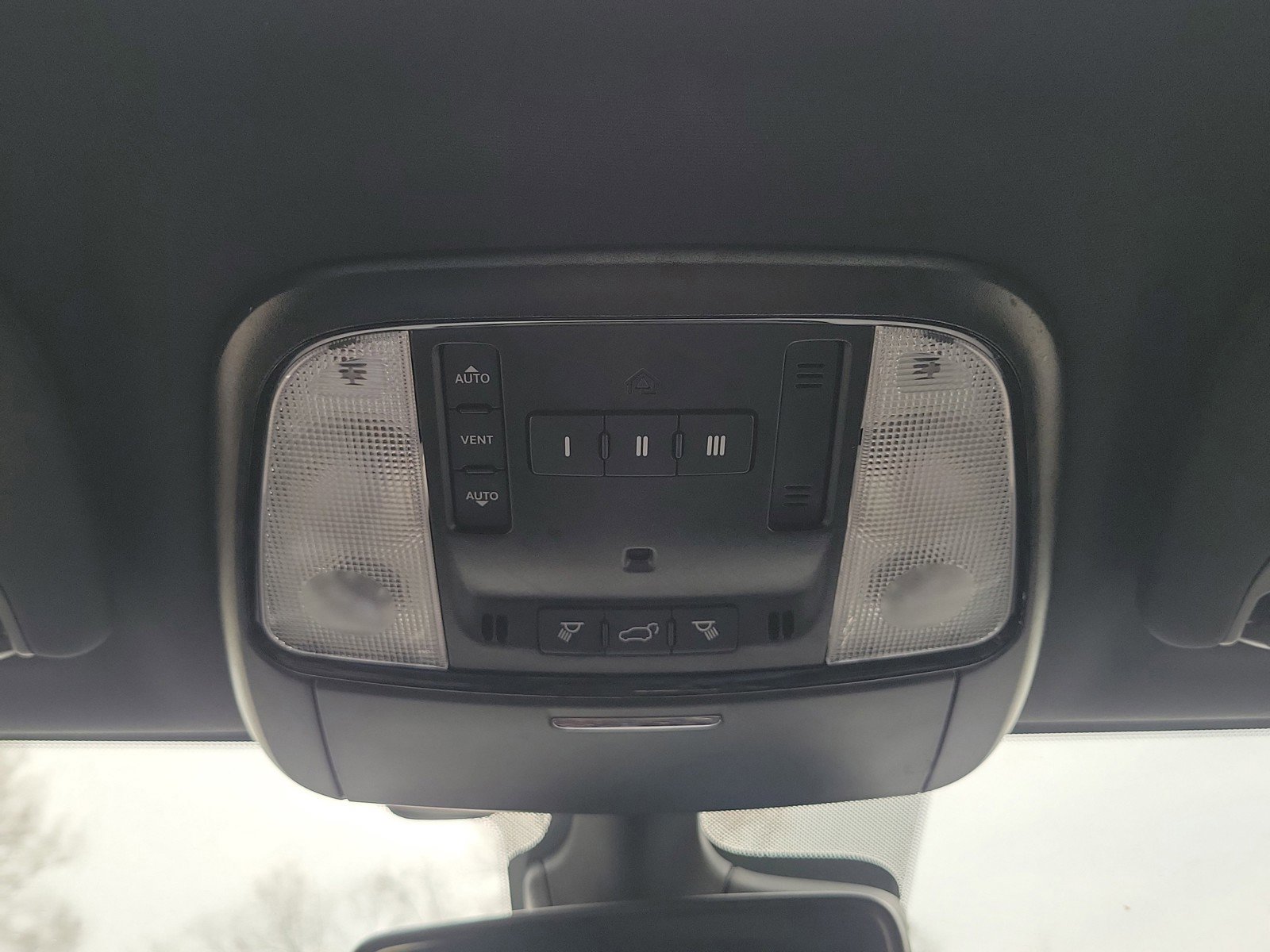 Used 2024 Dodge Durango GT AWD/4WD image 38