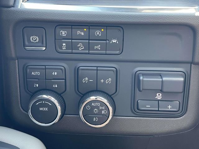 Certified 2025 Chevrolet Tahoe Z71 w/ Comfort Package image 27