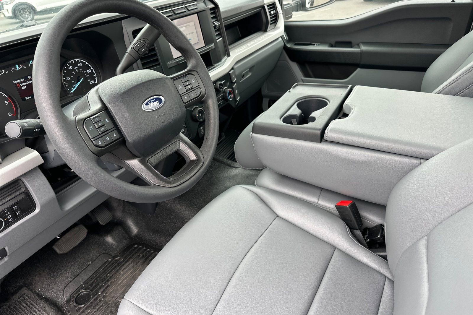 New 2024 Ford F550 2WD Regular Cab Super Duty image 6