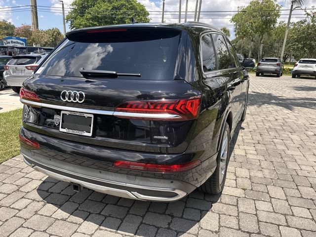 Used 2021 Audi Q7 3.0T Premium Plus w/ Premium Plus Package AWD/4WD image 38