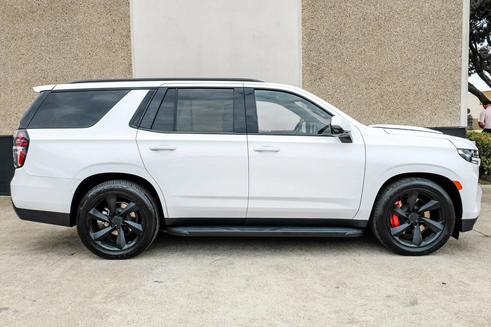 Used 2023 Chevrolet Tahoe RST w/ Luxury Package AWD/4WD image 9