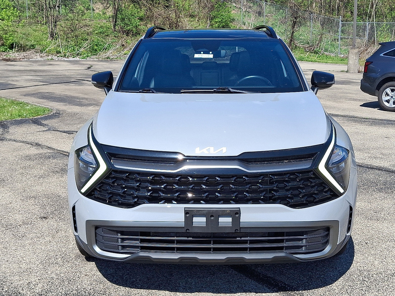 Used 2023 Kia Sportage X-Line w/ X-Line Premium Package AWD/4WD image 2