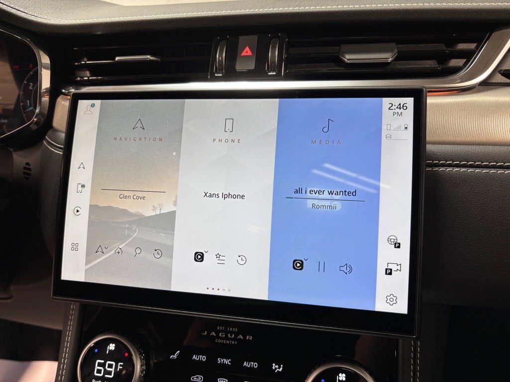 New 2026 Jaguar F-PACE R-Dynamic S image 16