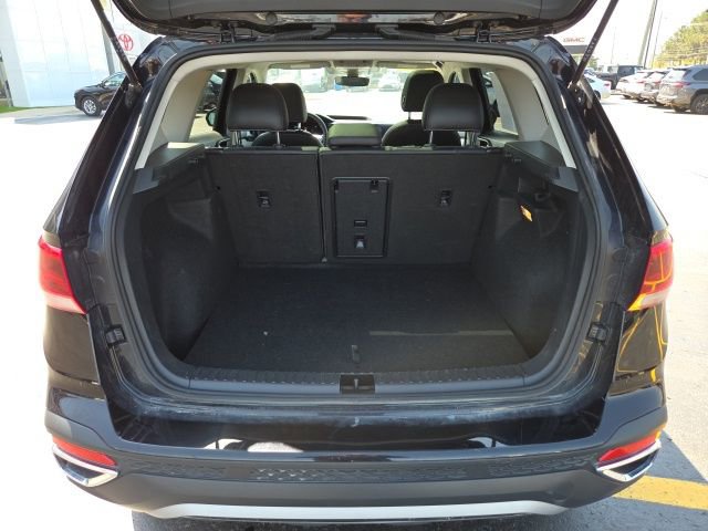 Certified 2023 Volkswagen Taos SE w/ Panoramic Sunroof Package AWD/4WD image 24