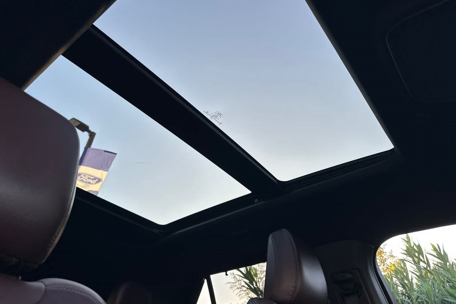 Certified 2023 Ford Explorer Platinum w/ Technology Package image 19