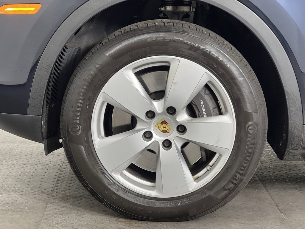 Certified 2022 Porsche Cayenne image 13