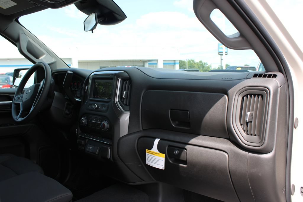 New 2026 Chevrolet Silverado 1500 Custom Trail Boss w/ LPO, Dark Essentials Package AWD/4WD image 32