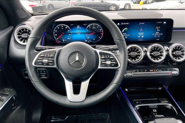 Certified 2022 Mercedes-Benz GLB 250 4MATIC image 4