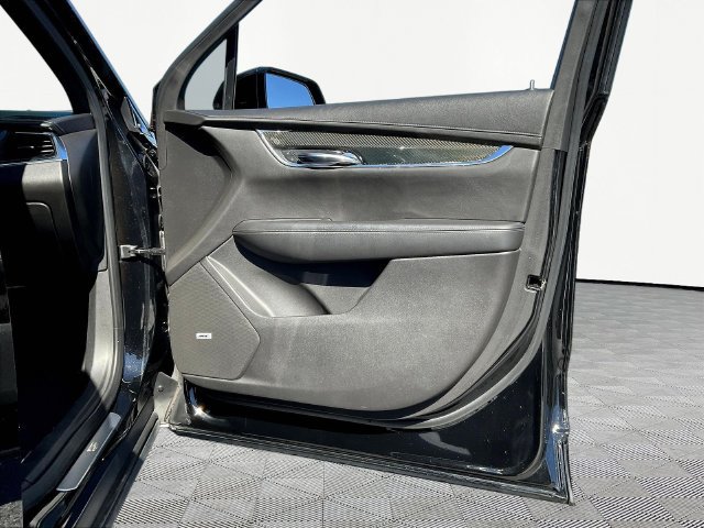 Used 2020 Cadillac XT6 Sport AWD/4WD image 29
