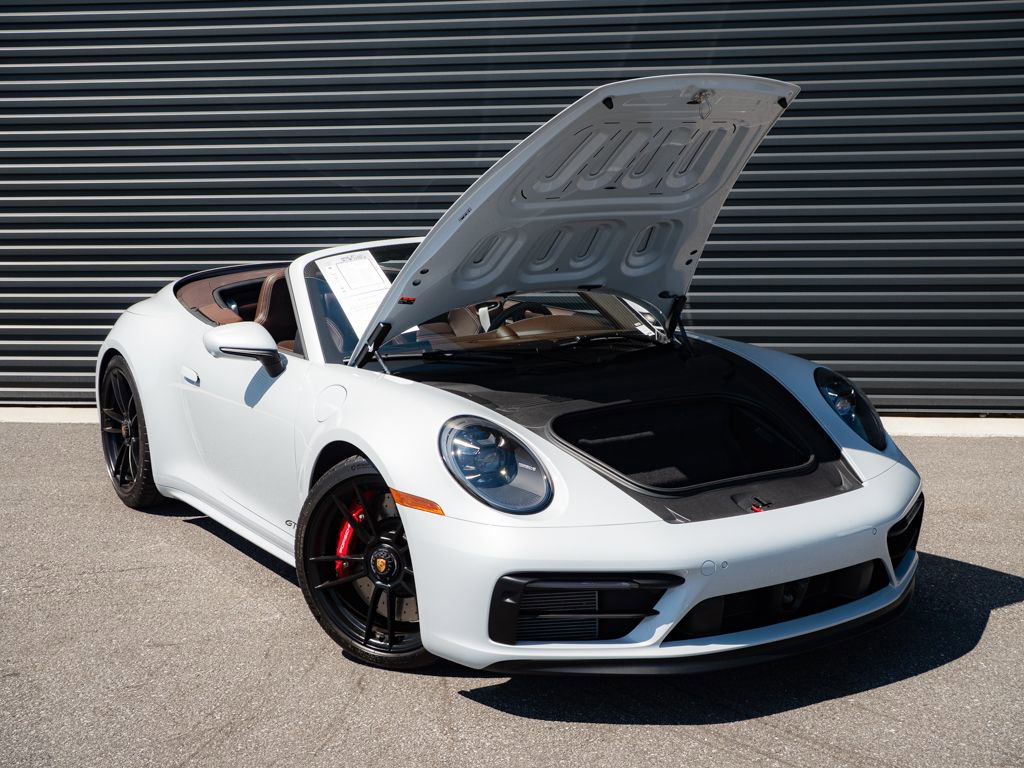 Certified 2024 Porsche 911 Carrera GTS image 28