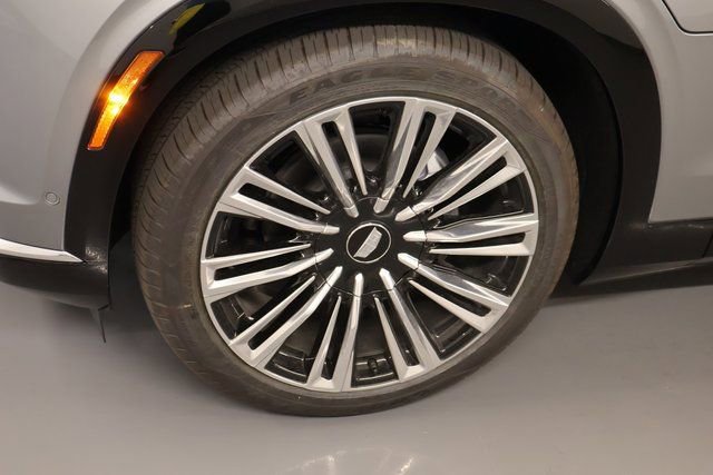 New 2026 Cadillac Vistiq Premium Luxury image 5