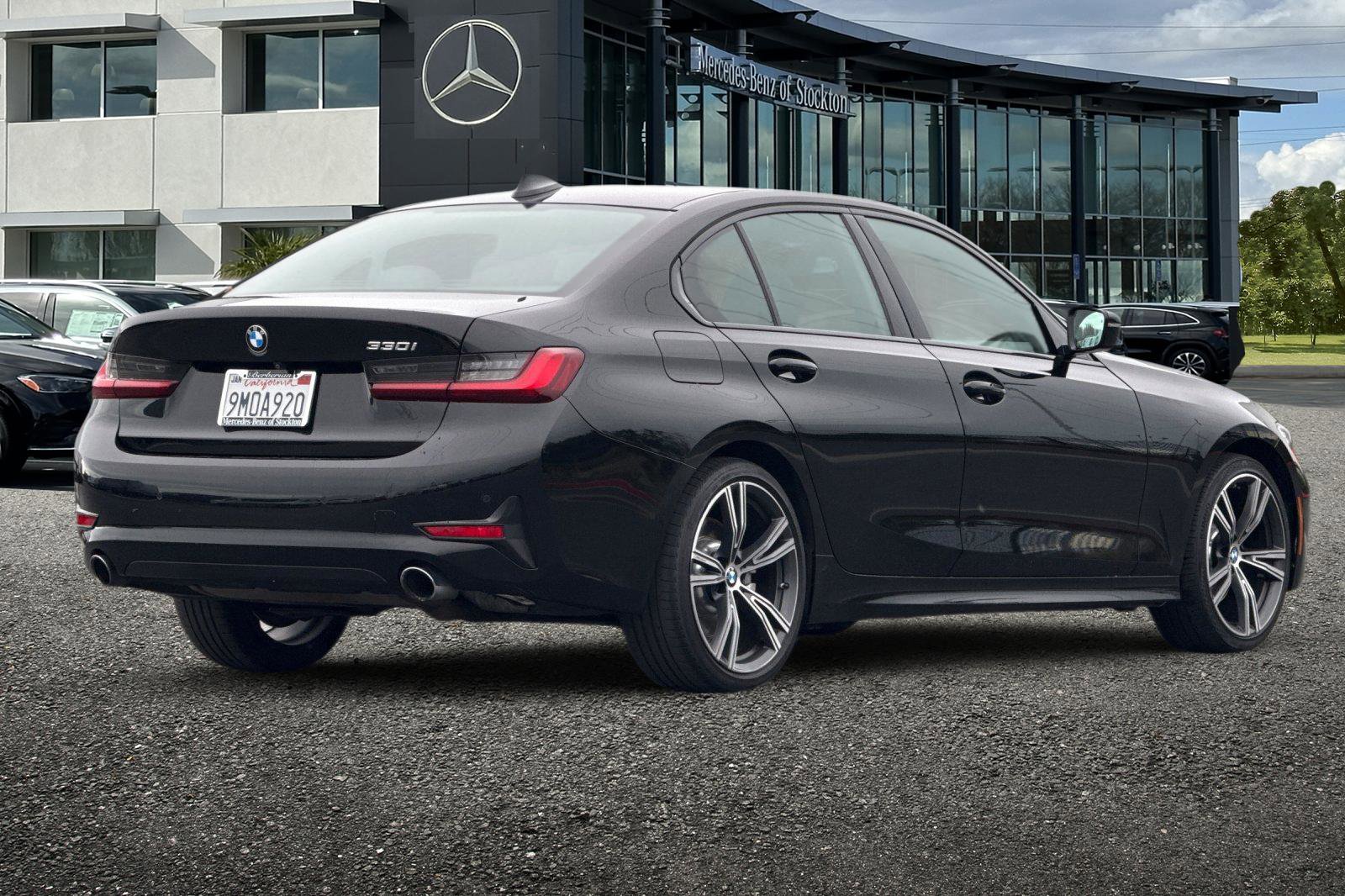 Used 2022 BMW 330i 330i w/ Driving Assistance Package image 4