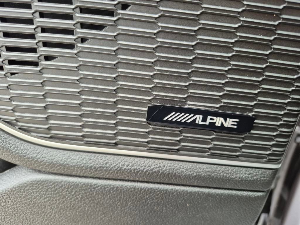 Used 2022 Jeep Grand Cherokee L Limited image 24