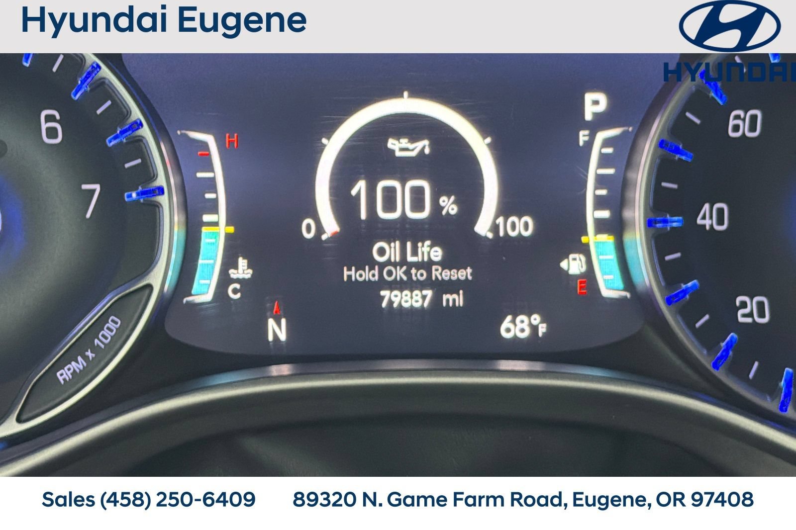 Used 2023 Chrysler Pacifica Touring-L FWD image 32