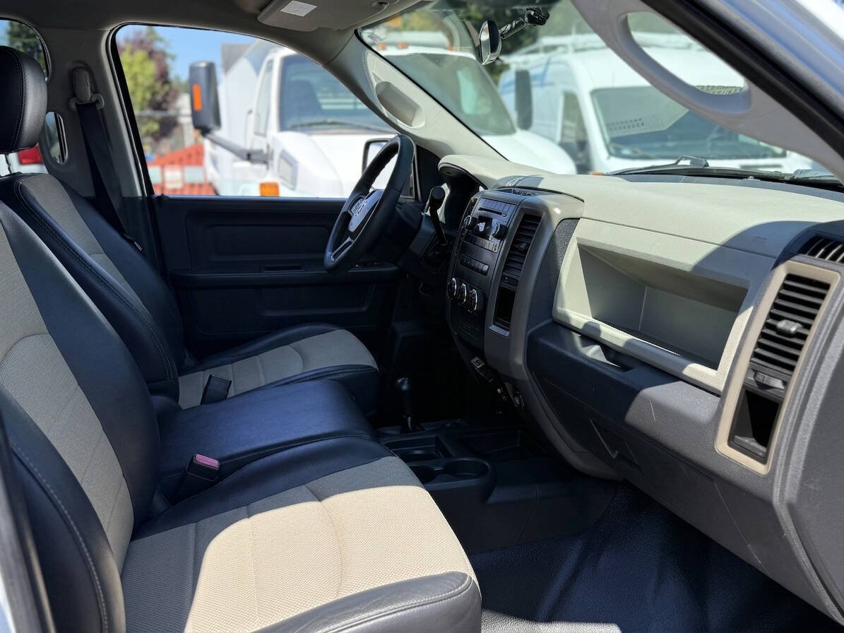 Used 2012 RAM 2500 ST w/ Protection Group AWD/4WD image 28