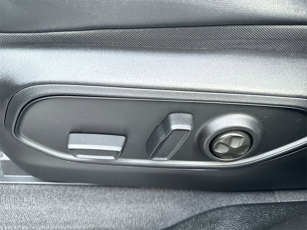 Used 2022 Jeep Grand Cherokee Limited image 18