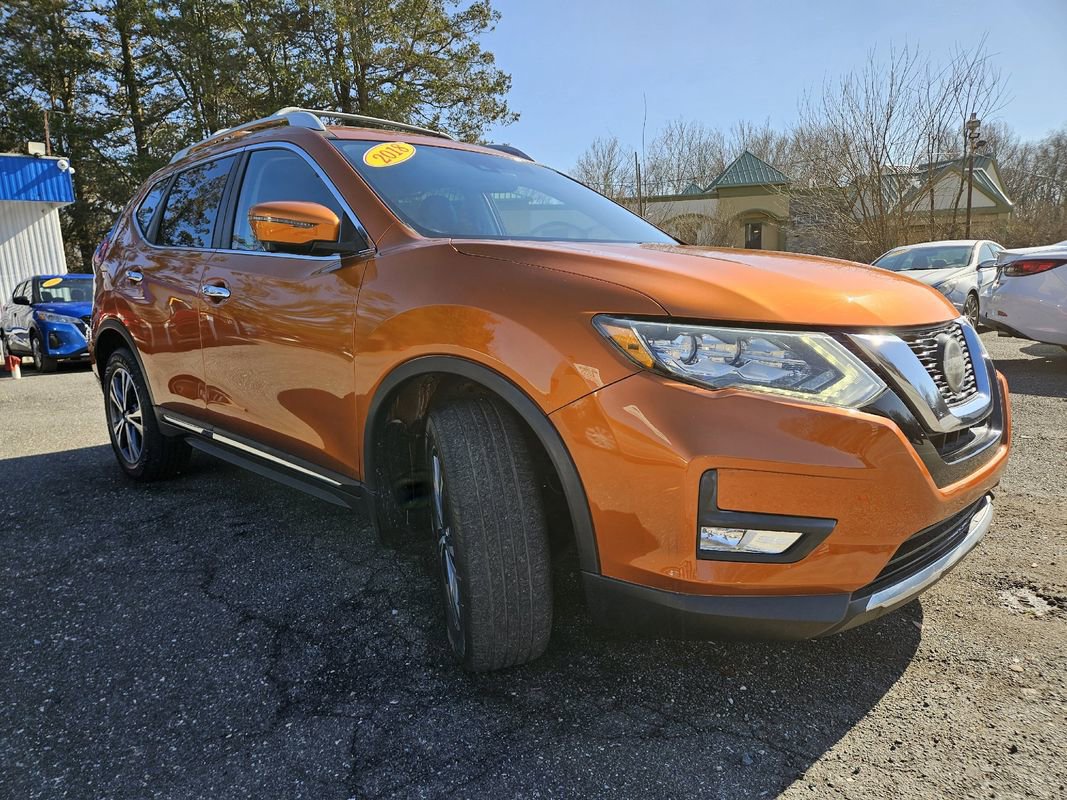 Used 2018 Nissan Rogue SL w/ Premium Package image 8