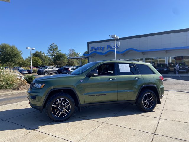 Used 2020 Jeep Grand Cherokee Trailhawk AWD/4WD image 6