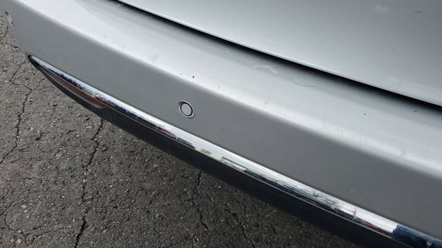 Certified 2024 Chrysler Pacifica Touring-L image 30