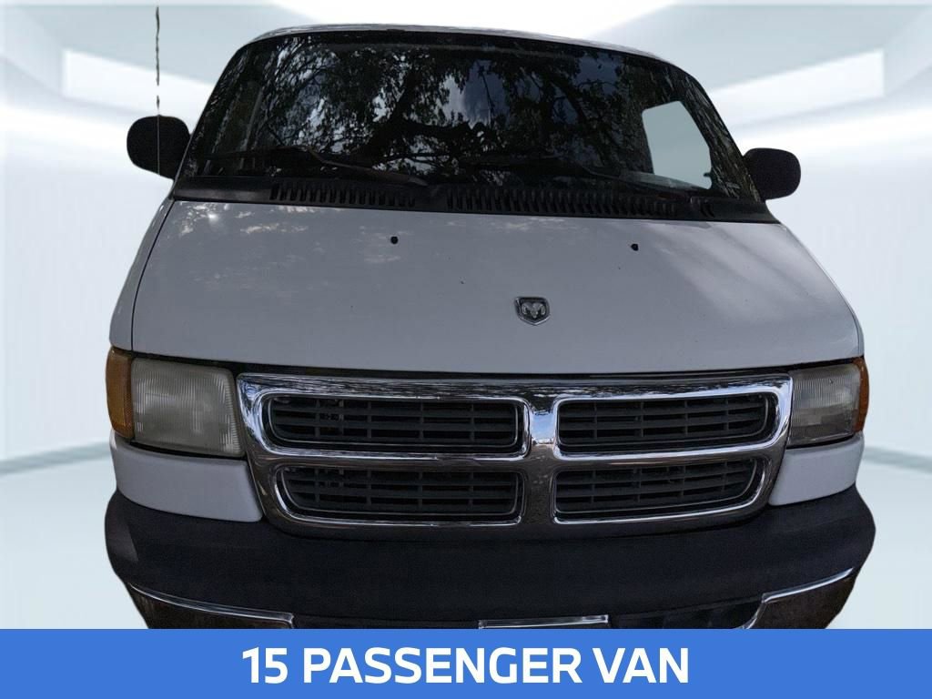 Used 2002 Dodge B3500 RWD image 2