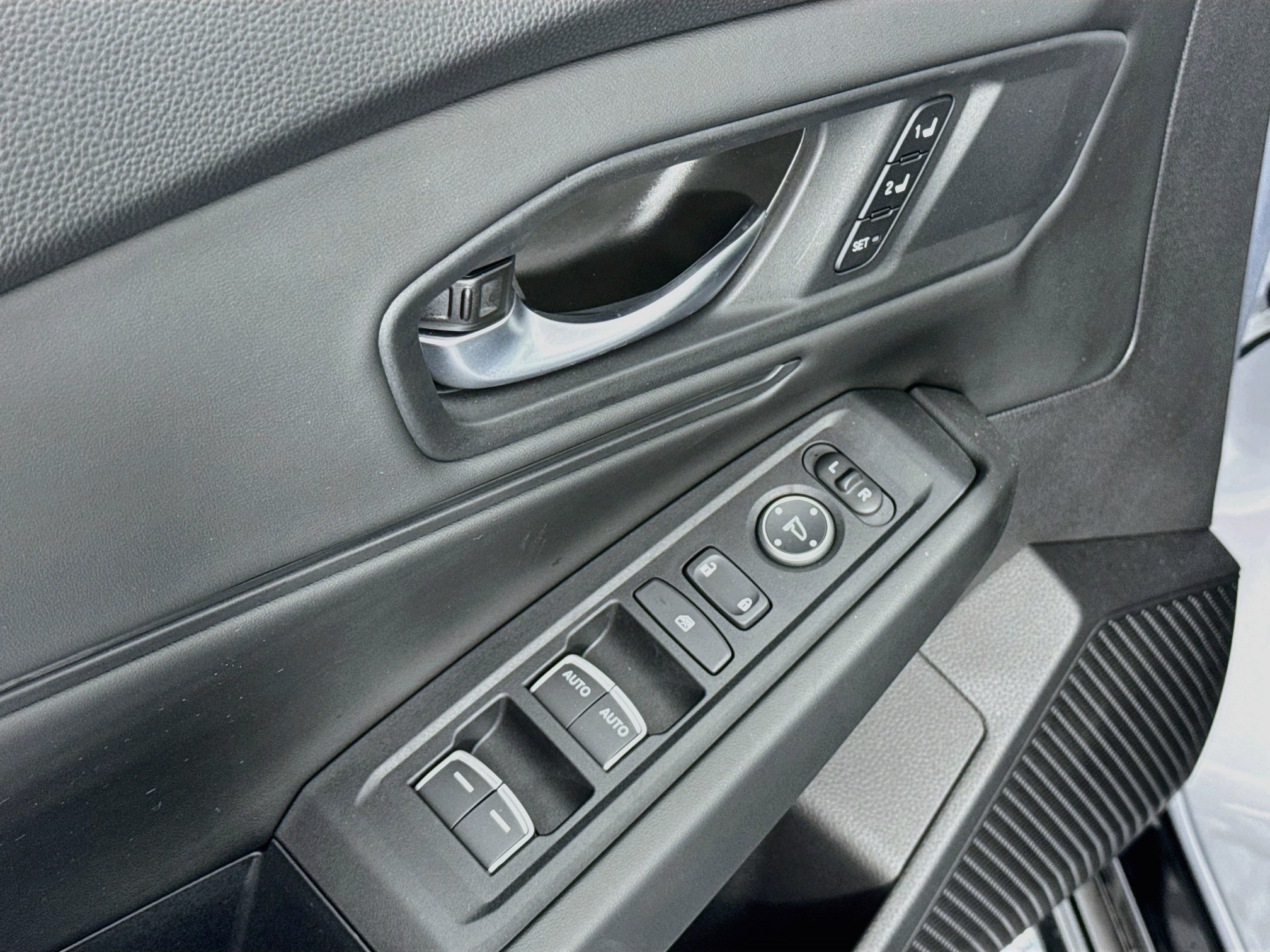 Used 2026 Honda Accord EX-L image 17