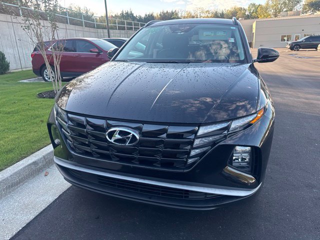 Used 2023 Hyundai Tucson SEL FWD image 2