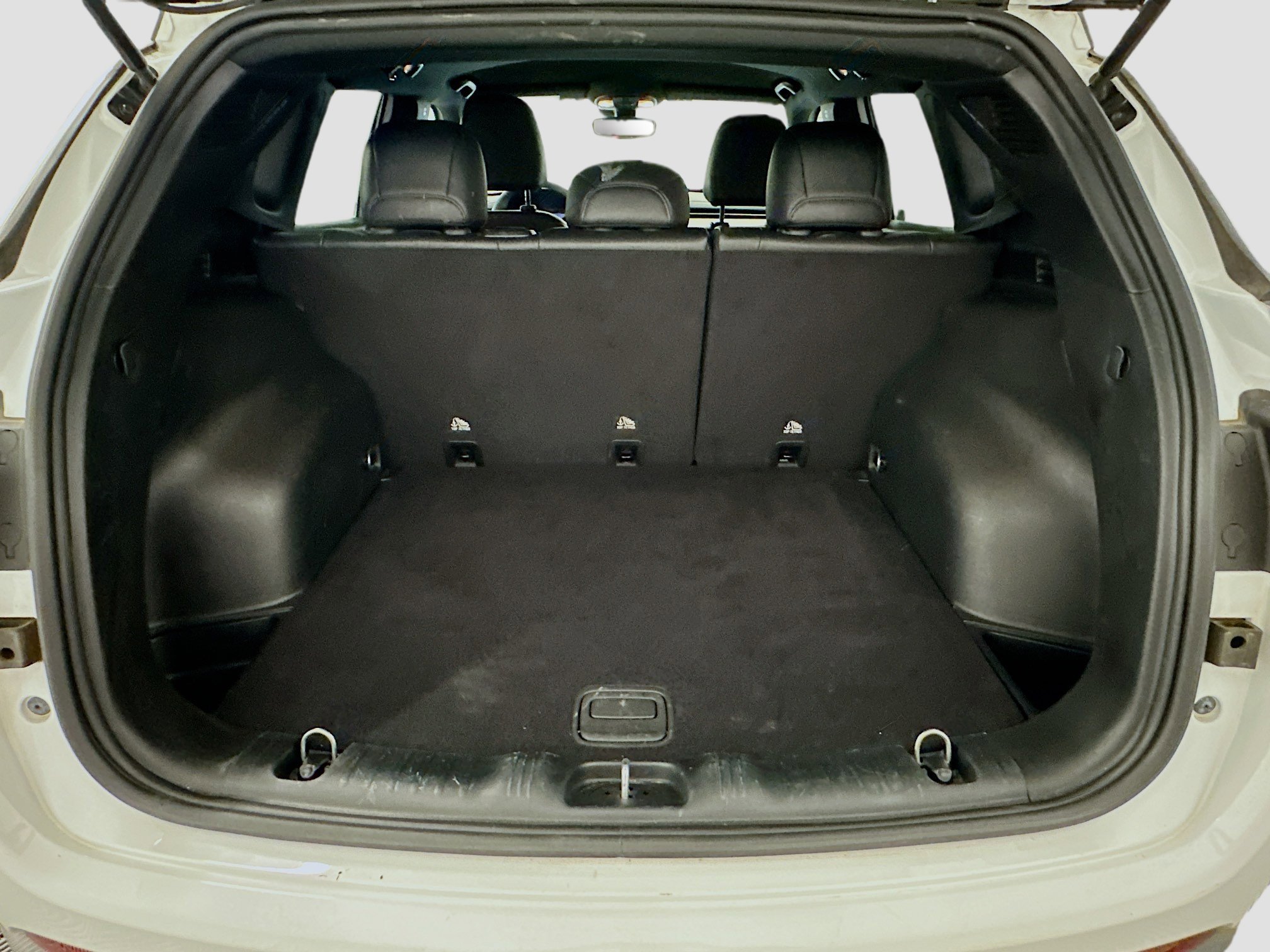 Used 2025 Jeep Compass Limited image 29