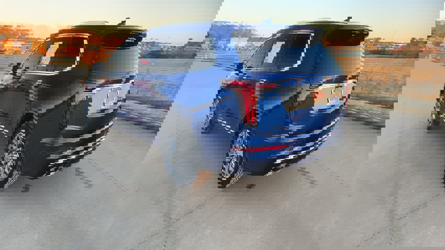 Used 2024 Cadillac XT6 Premium Luxury w/ Platinum Package image 7