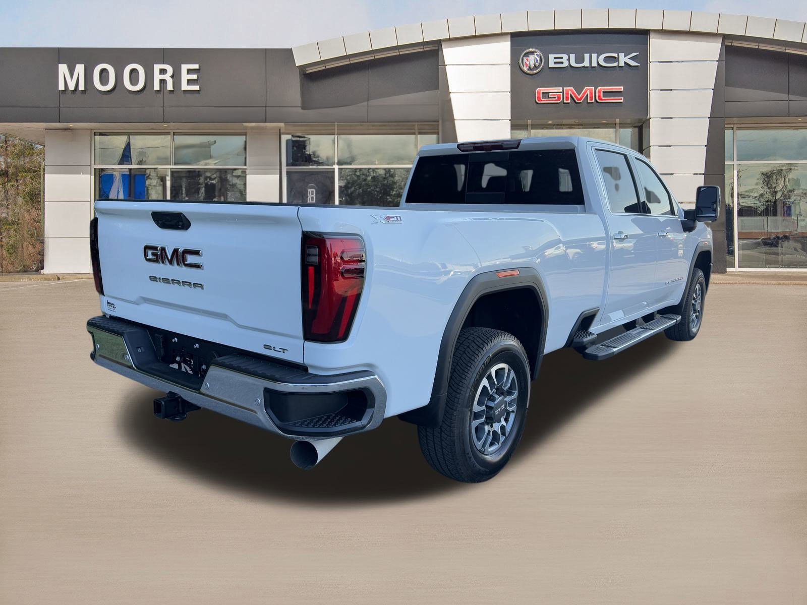 New 2026 GMC Sierra 2500 SLT w/ SLT Premium Package image 4