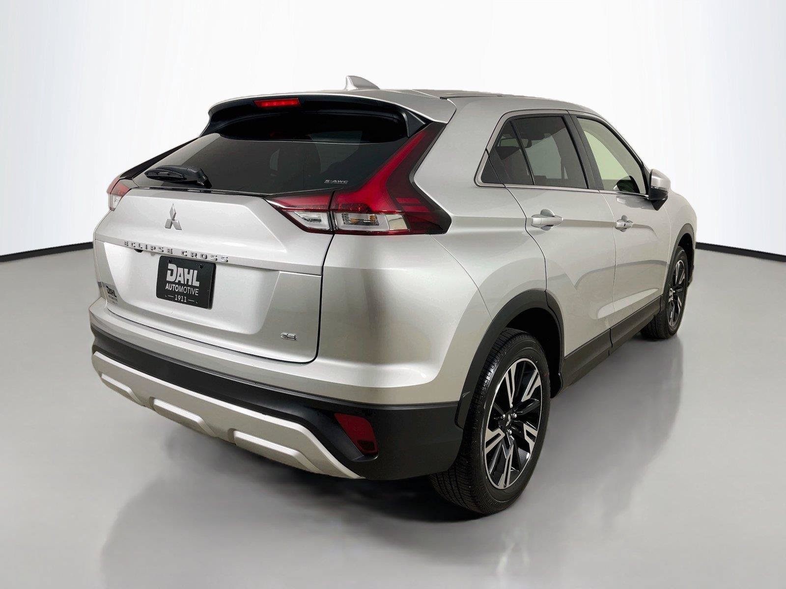 Used 2024 Mitsubishi Eclipse Cross SE AWD/4WD image 13