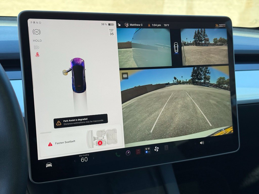 Used 2023 Tesla Model Y 2WD image 9