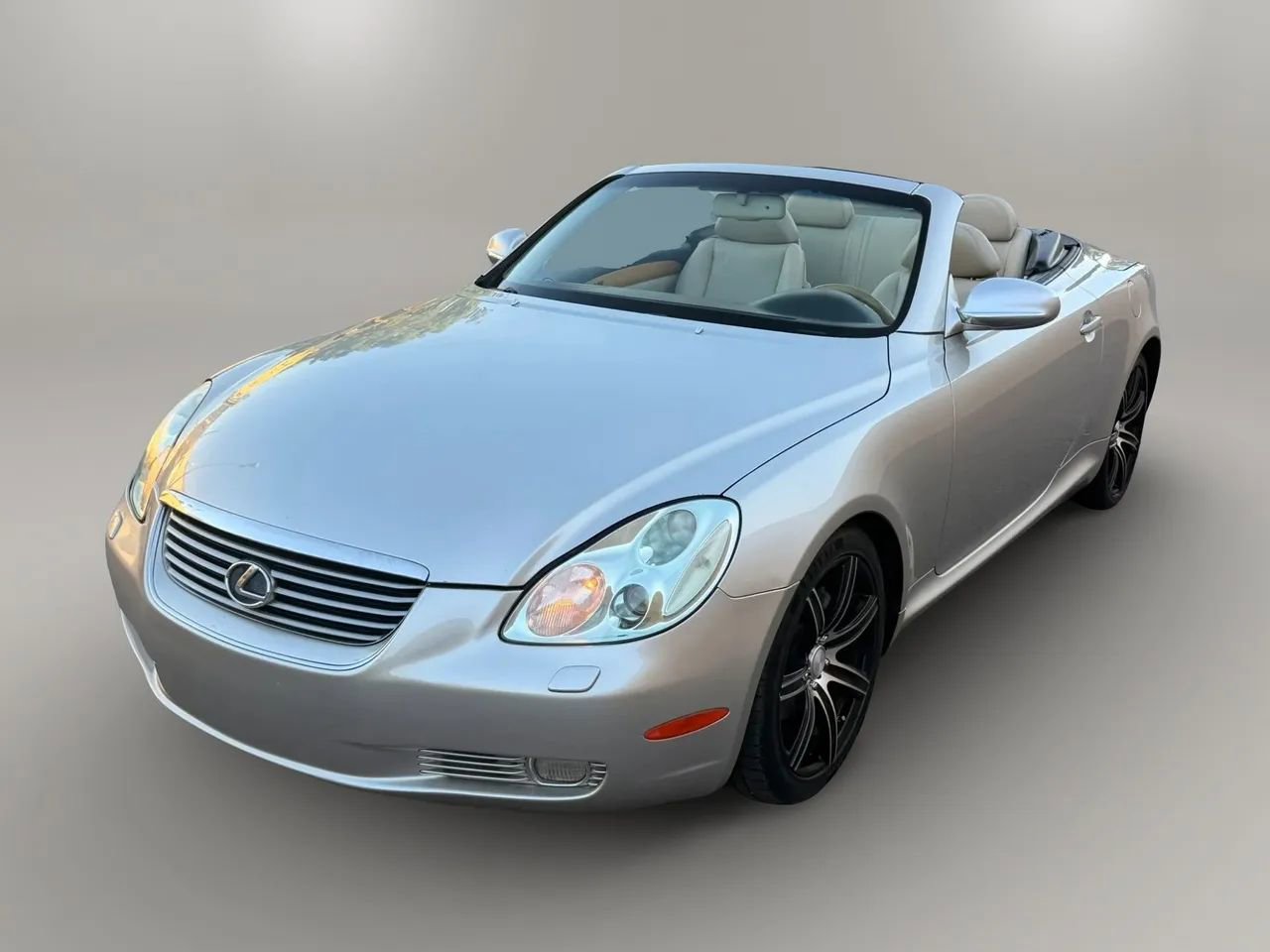 Used 2003 Lexus SC 430 Convertible RWD image 6