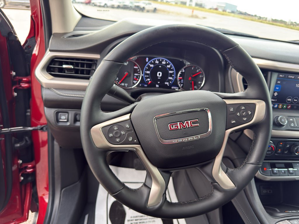 Used 2023 GMC Acadia Denali w/ Trailering Package AWD/4WD image 14