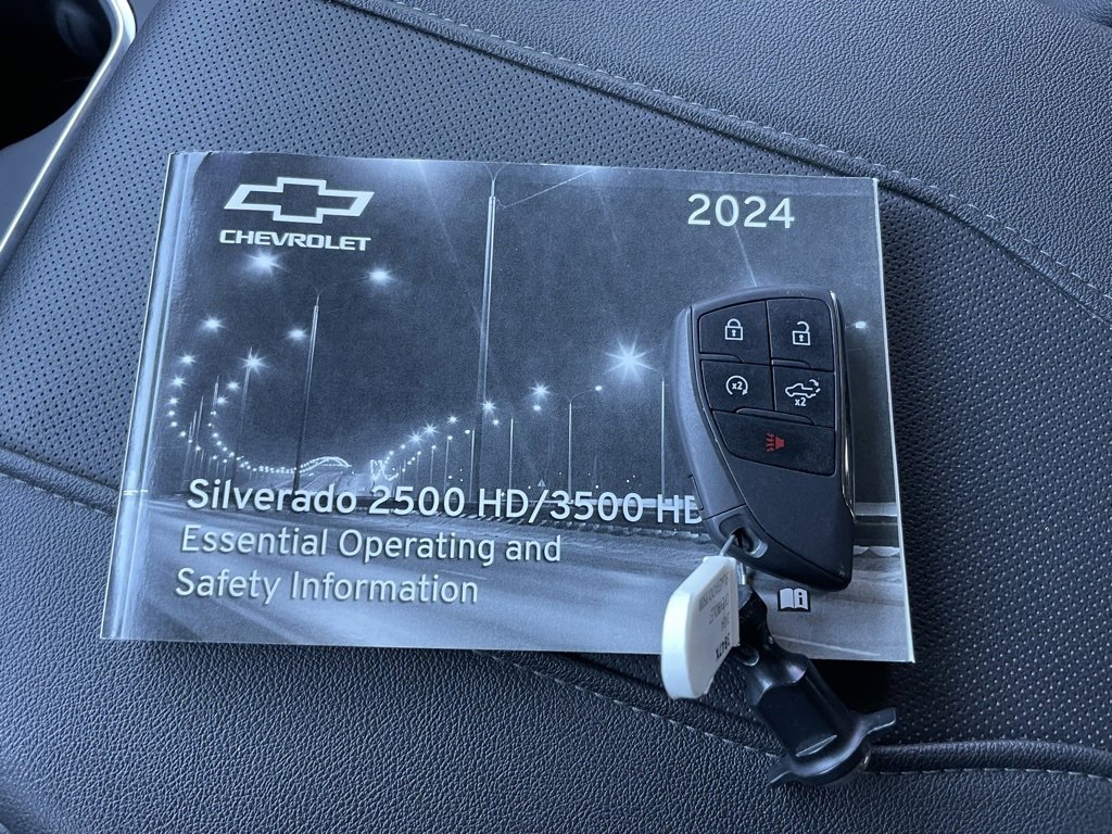 Used 2024 Chevrolet Silverado 3500 LTZ w/ LTZ Plus Package image 46