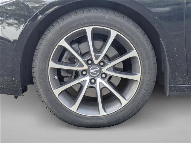 Used 2015 Acura TLX w/ Technology Package FWD image 9