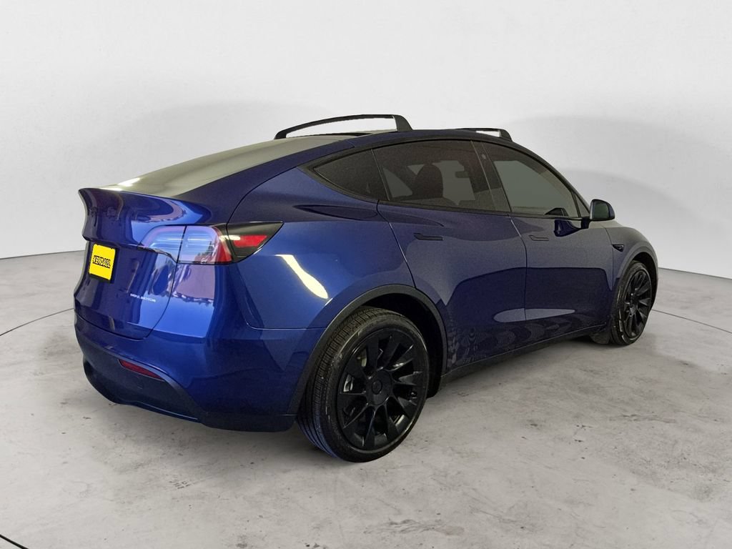Used 2023 Tesla Model Y Long Range AWD/4WD image 5