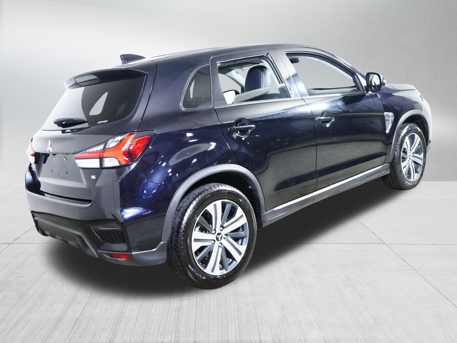 Used 2024 Mitsubishi Outlander Sport SE AWD/4WD image 7