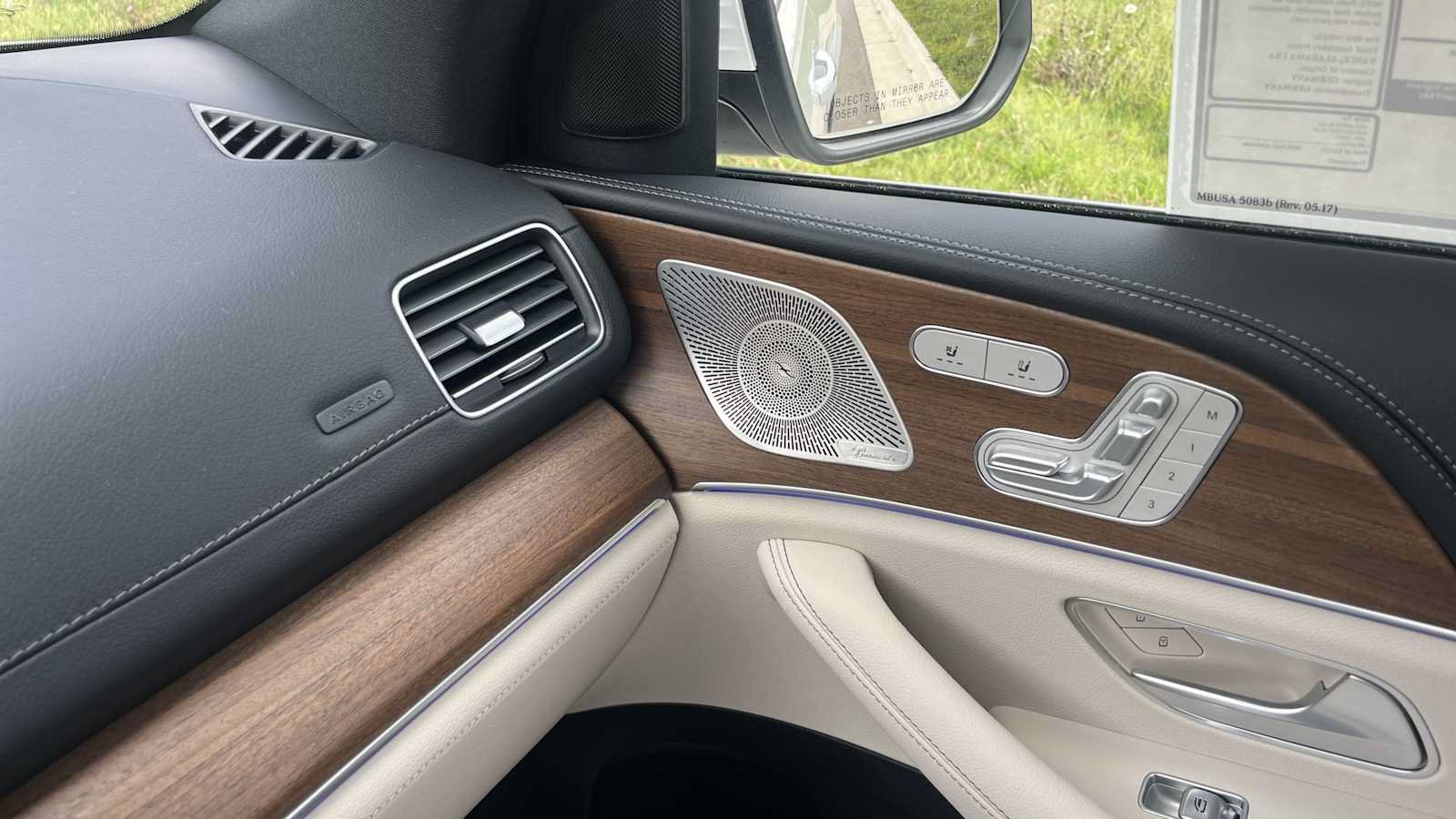 New 2026 Mercedes-Benz GLS 580 4MATIC image 46